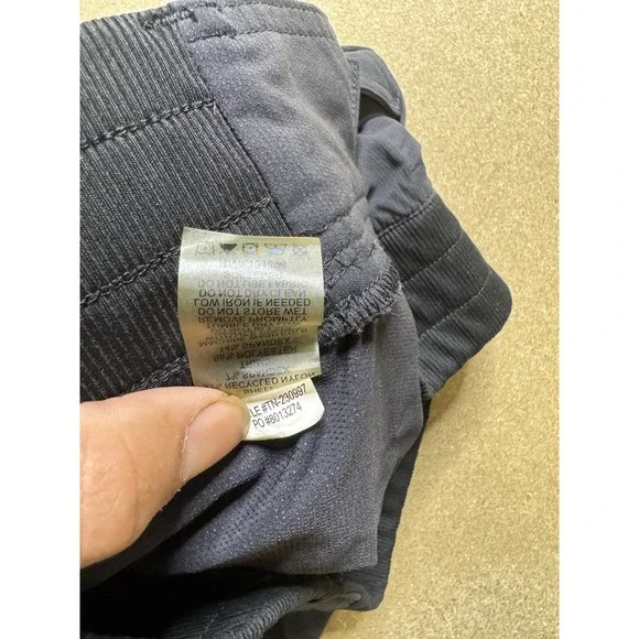 Title Nine Womens Size 10  Recycled Clamber 2.0 Hiking Pants blac Outdoor 230994 - Picture 4 of 9